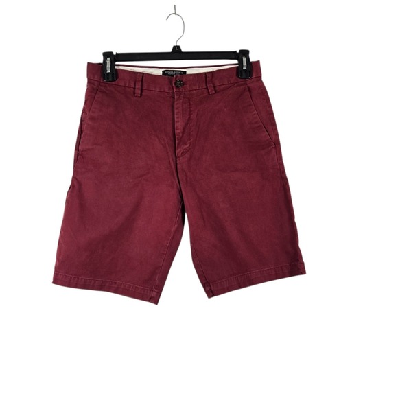 Banana Republic Pants - Banana Republic Emerson Shorts Mens 31 Solid Burgundy Chino Cotton Preppy